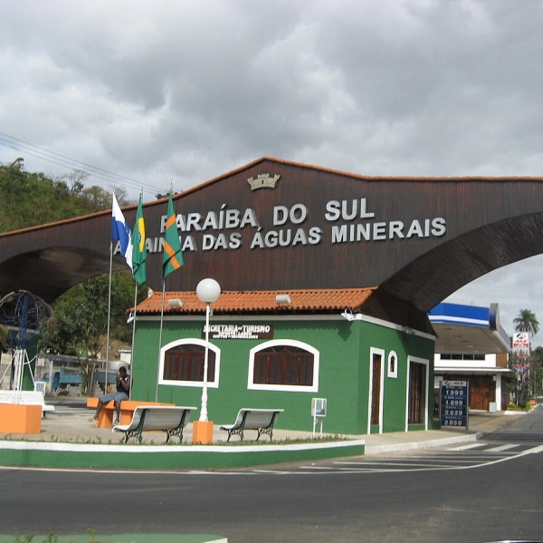 Estudantes de Paraíba do Sul escolhem o Colégio Ruy Barbosa